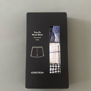 Woven boxer shorts